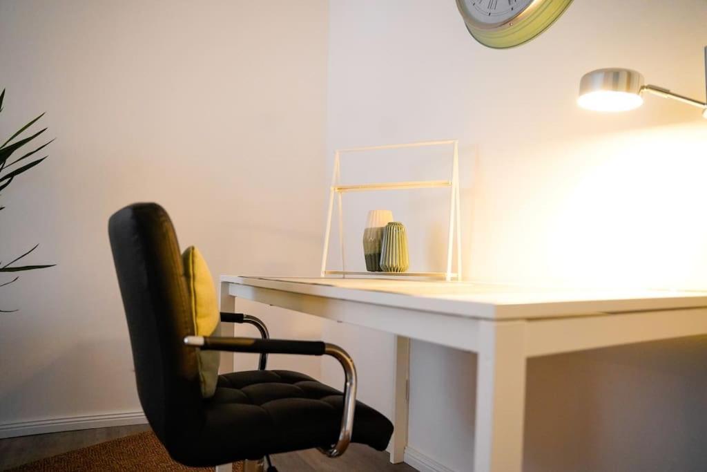 Green City Apartment *